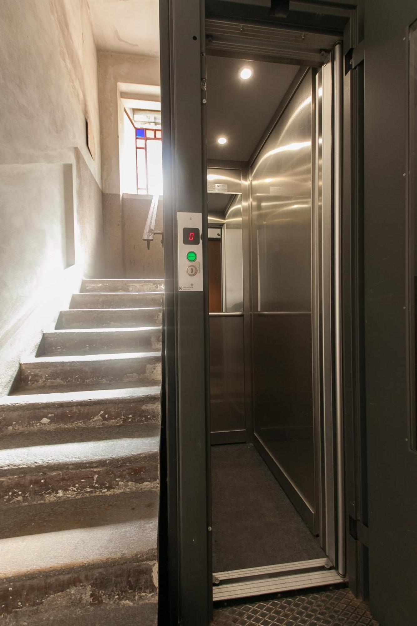 Amazing And New Penthouse In City Center มิลาน ภายนอก รูปภาพ